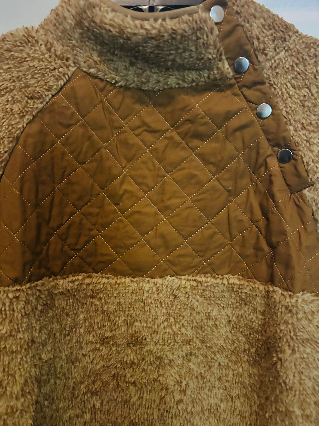 Beautiful Fleece Fabric Sweater - Super Soft