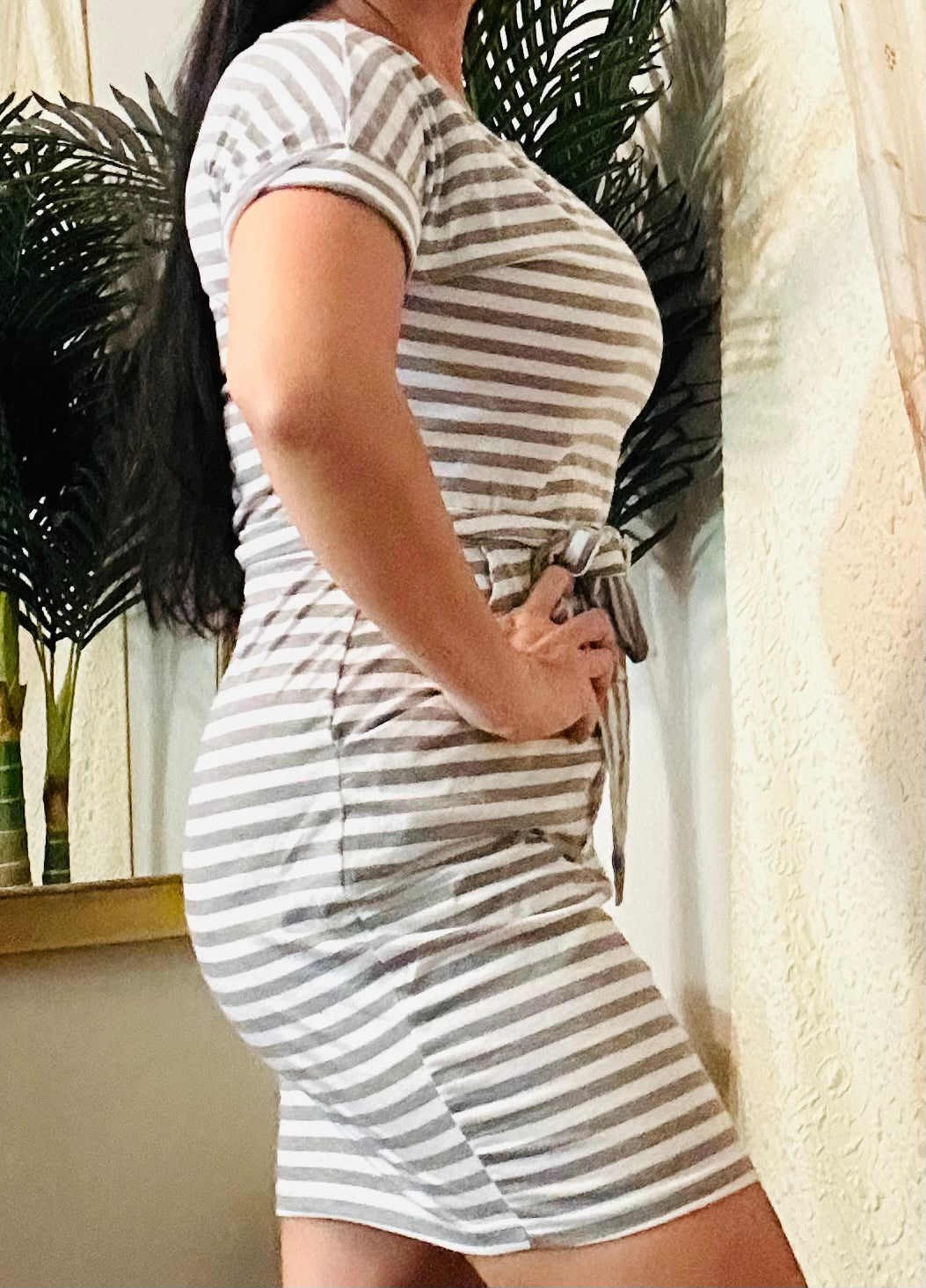 Short Sleeve Dress With Linear Design With Pockets