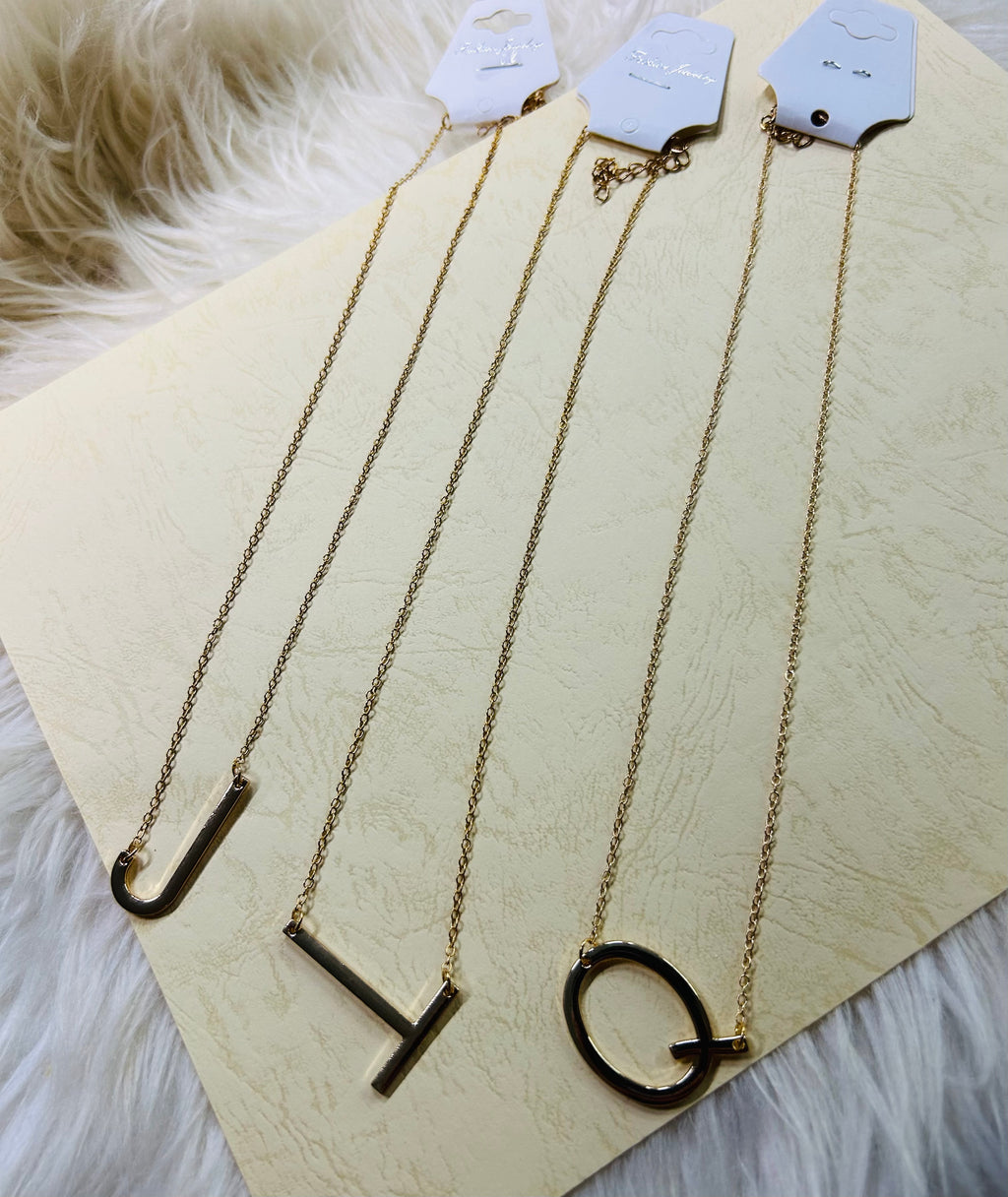 Gold Necklace With Initial Letter Pendant