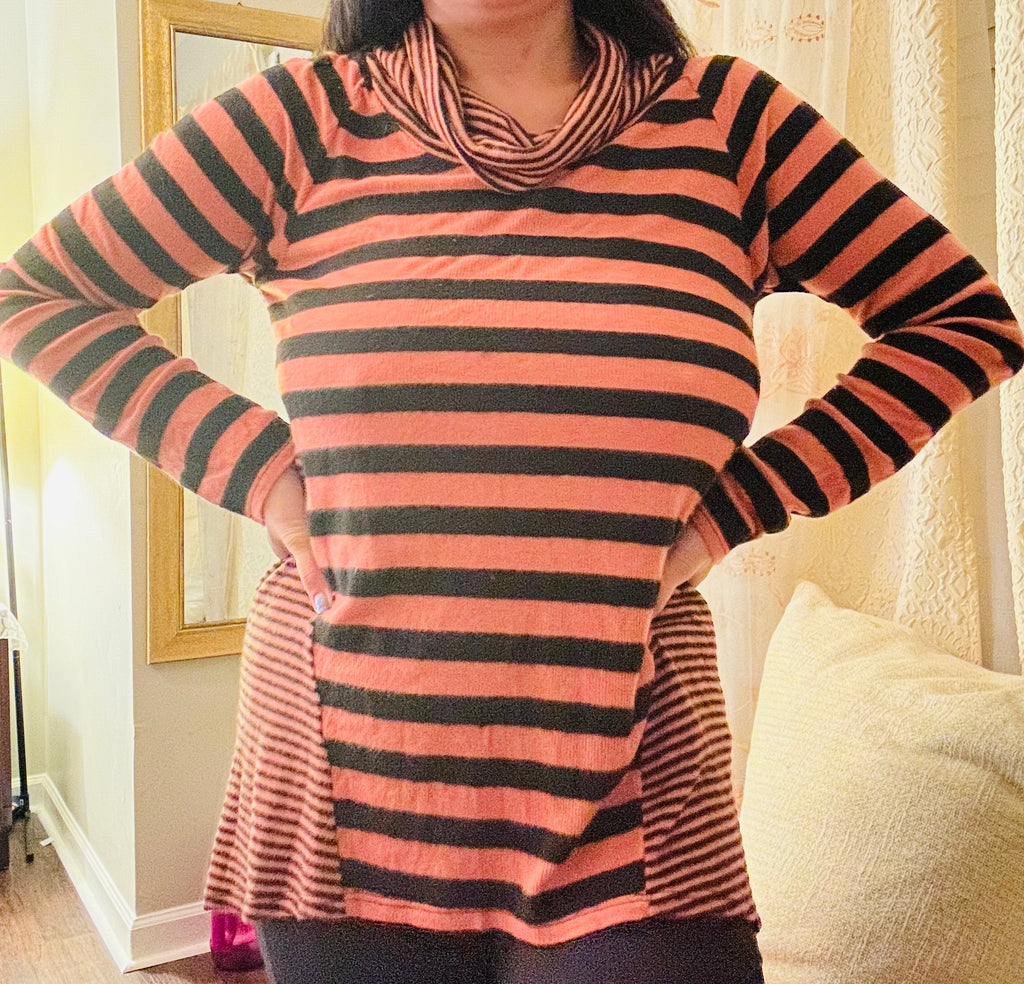 Long Sleeve With Loose Turtleneck - Orange With Black Stripe
